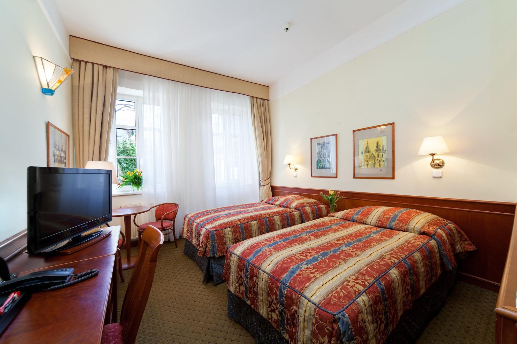 Boutique Hotel 16 Прага Экстерьер фото