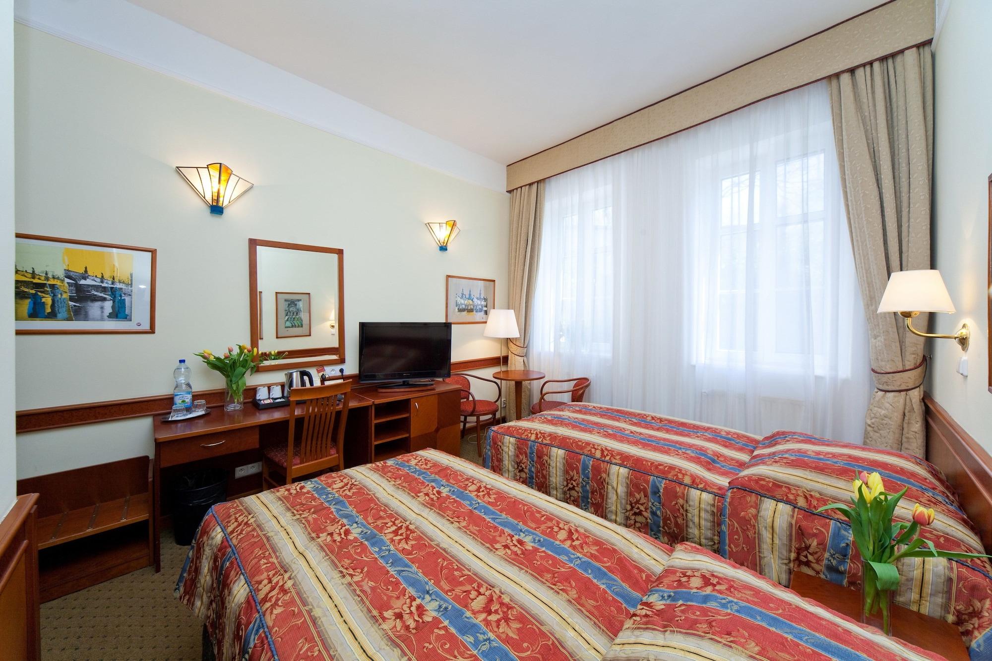 Boutique Hotel 16 Прага Экстерьер фото