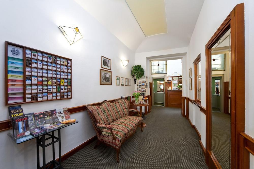 Boutique Hotel 16 Прага Экстерьер фото