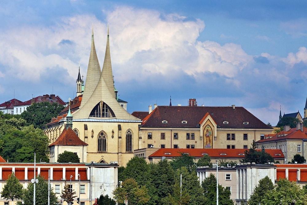 Boutique Hotel 16 Прага Экстерьер фото