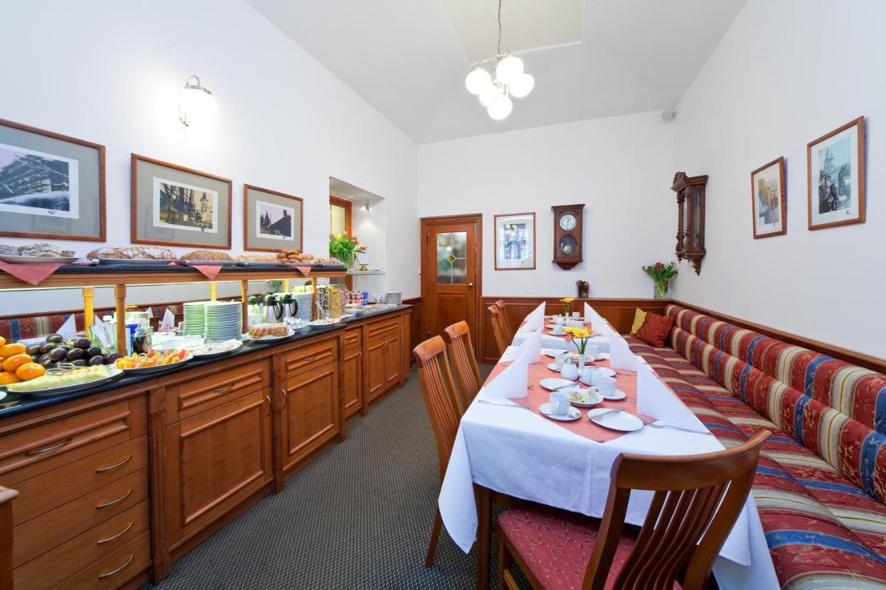 Boutique Hotel 16 Прага Экстерьер фото