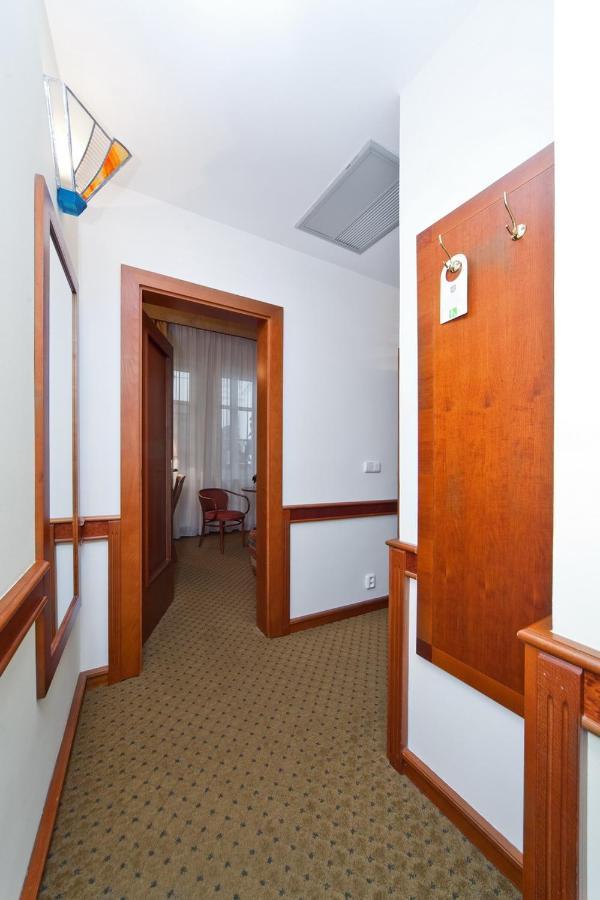 Boutique Hotel 16 Прага Экстерьер фото
