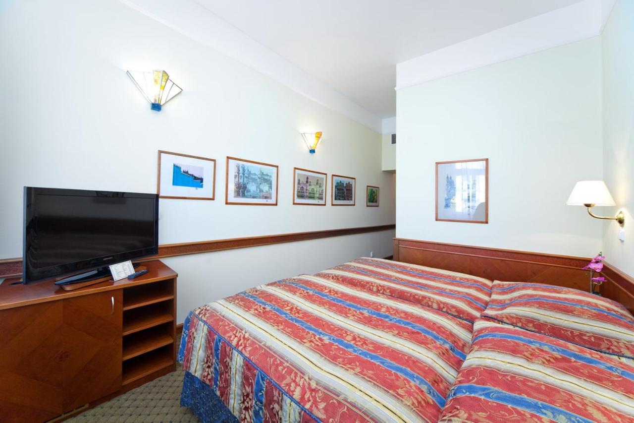 Boutique Hotel 16 Прага Экстерьер фото