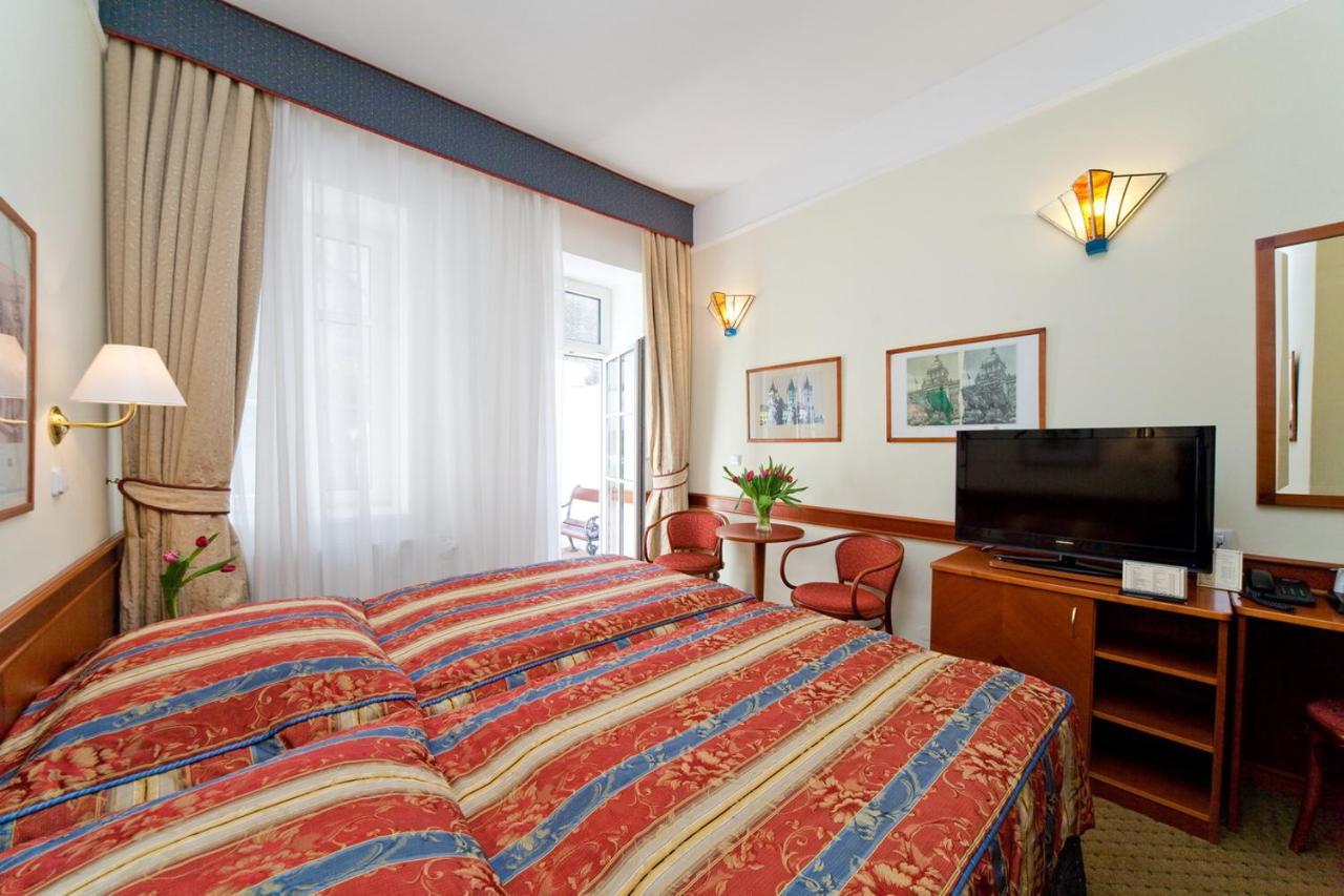 Boutique Hotel 16 Прага Экстерьер фото