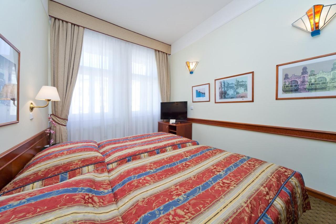 Boutique Hotel 16 Прага Экстерьер фото
